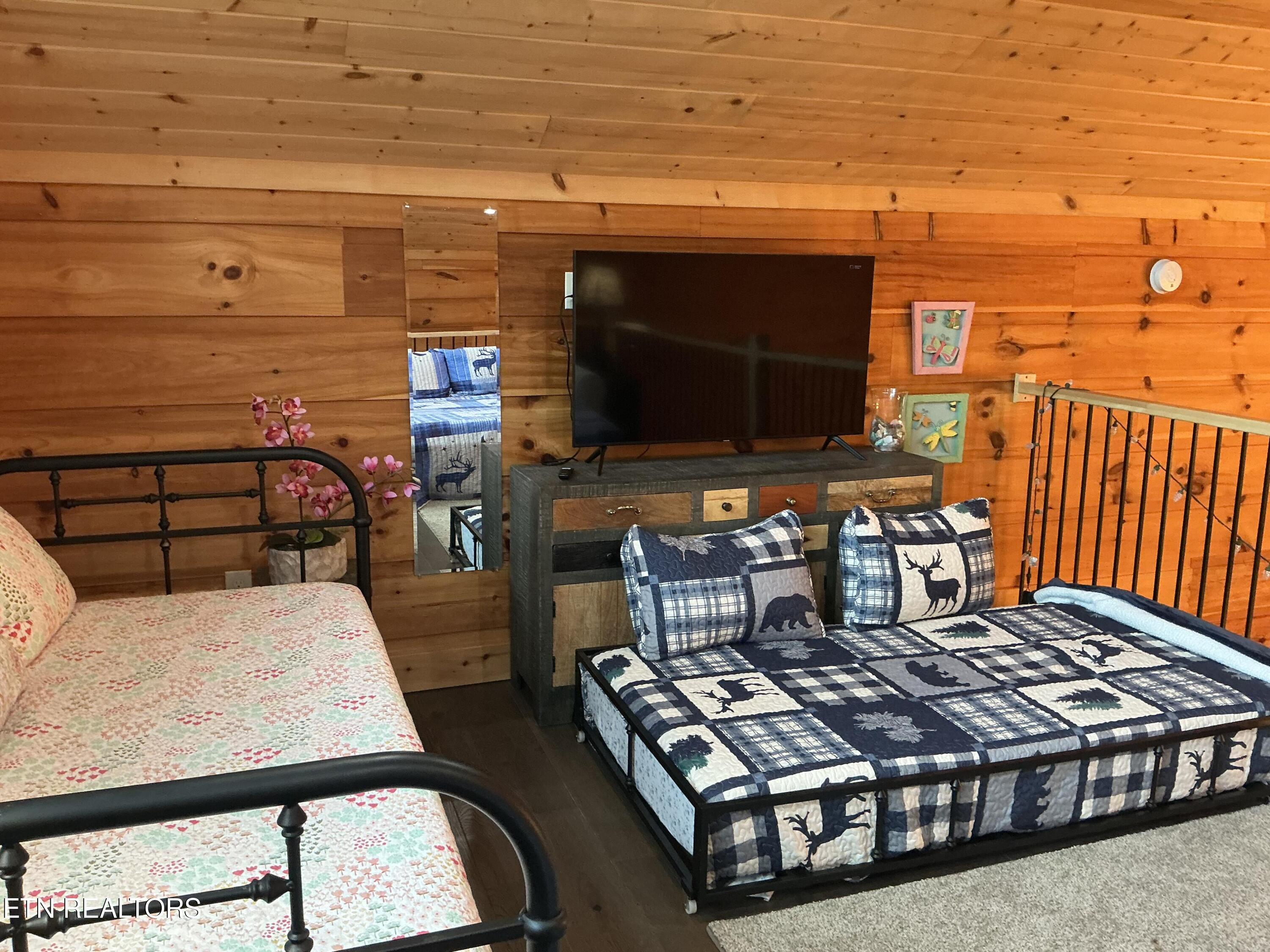 910 English Mountain Road Cosby, TN 37722 - Photo 45 of 55 45