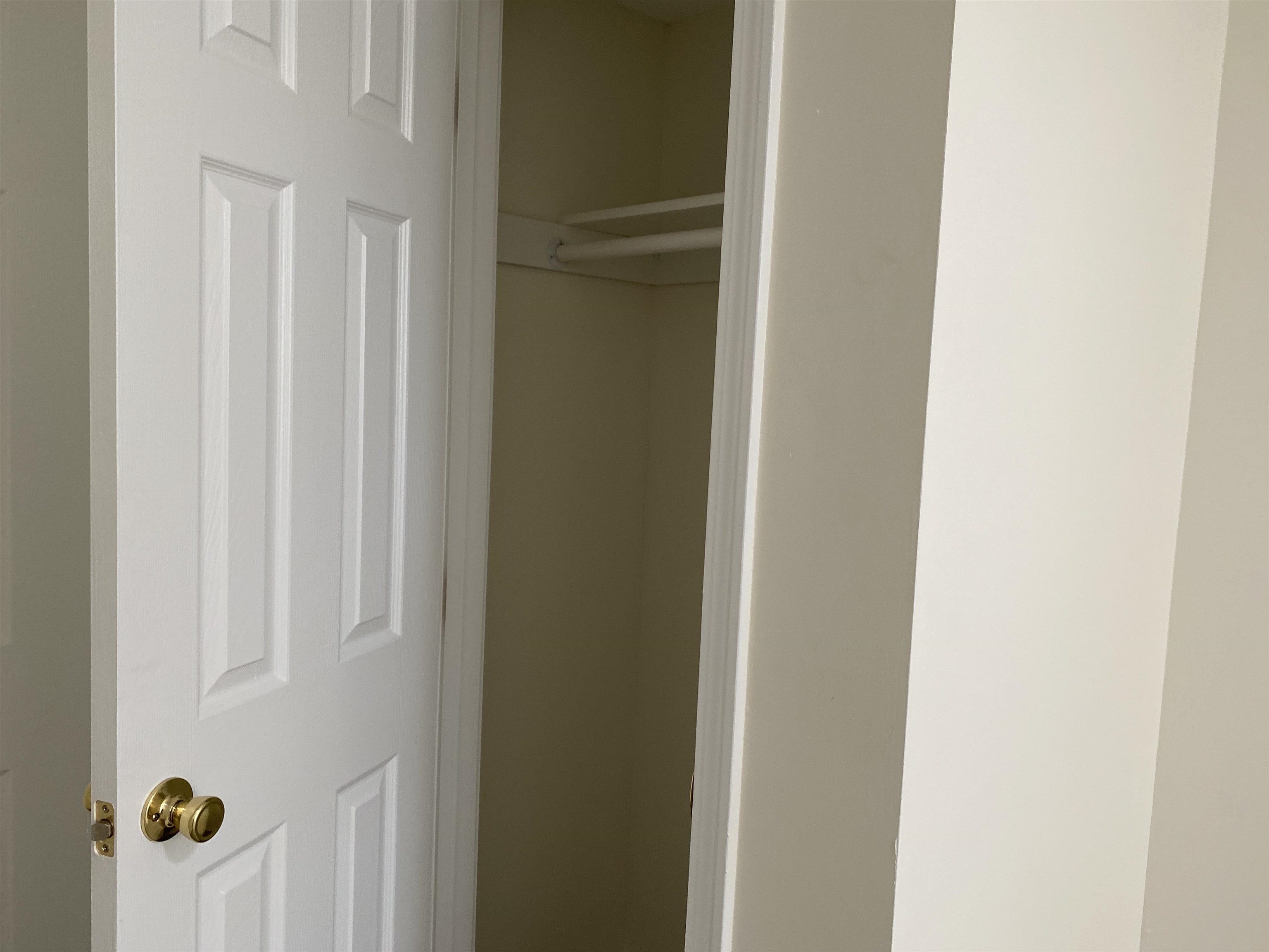 190 Second Street, Unit 3 Manchester, NH 03102 - Photo 23 of 40