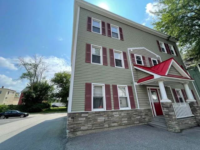 $1,854 | 190 Second Street, Unit 3, Manchester, NH 03102