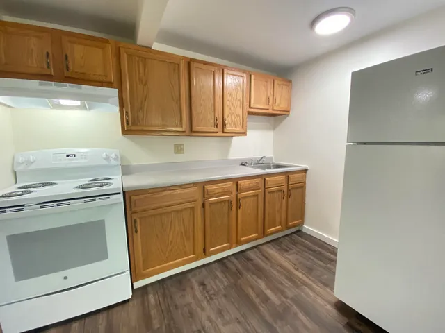 $1,854 | 190 Second Street, Unit 3, Manchester, NH 03102