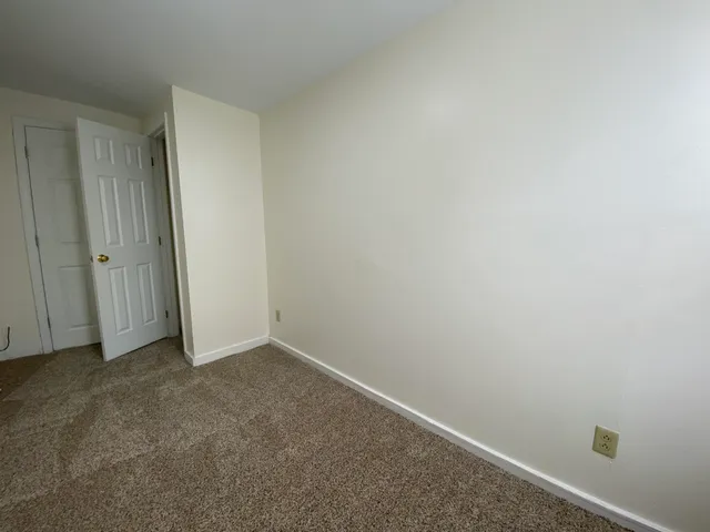 $1,854 | 190 Second Street, Unit 3, Manchester, NH 03102