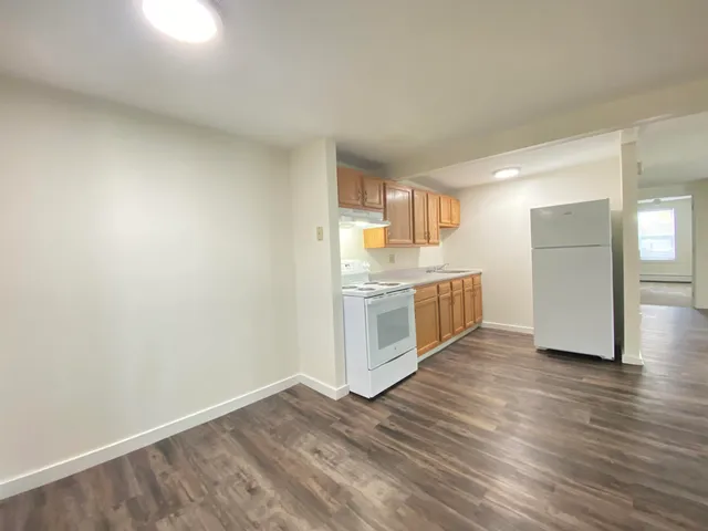 $1,854 | 190 Second Street, Unit 3, Manchester, NH 03102