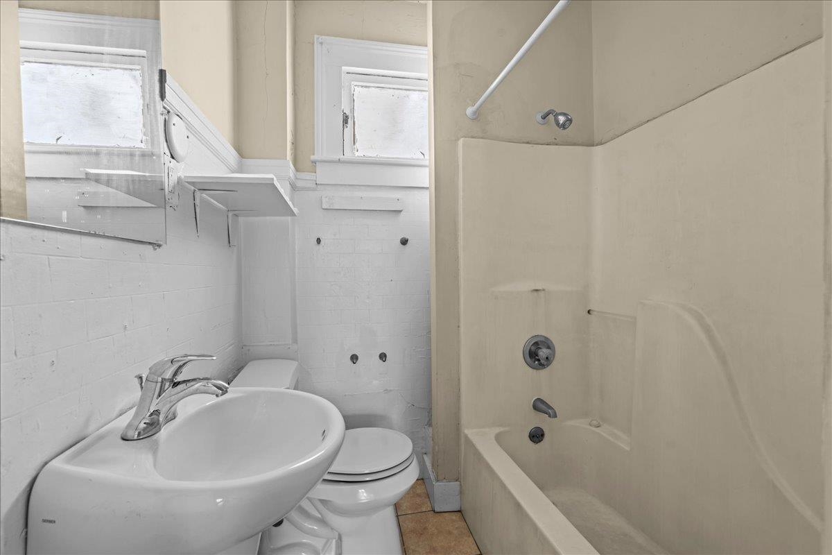 276 South Spring Street Spartanburg, SC 29306 - Photo 19 of 32