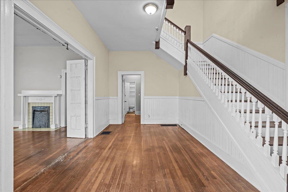 276 South Spring Street Spartanburg, SC 29306 - Photo 6 of 32