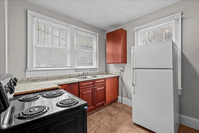 $299,000 | 276 South Spring Street, Spartanburg, SC 29306