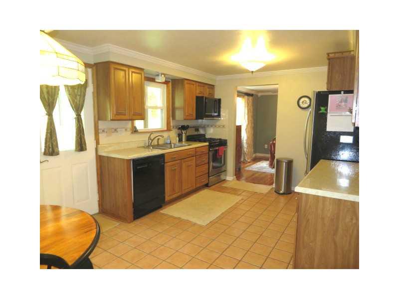 1119 O'Block Road Plum, PA 15239 - Photo 3 of 23 Kitchen.