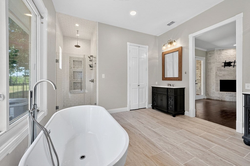 1201 Robbins Road Athens, TX 75751 - Photo 26 of 45 Gallery Image 26