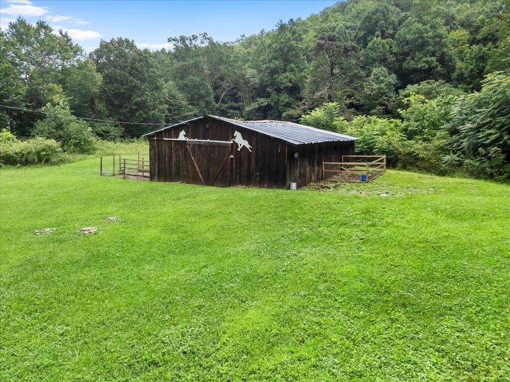 1079 Nicks Creek Road Atkins, VA 24311 - Photo 40 of 68 Gallery Image 40