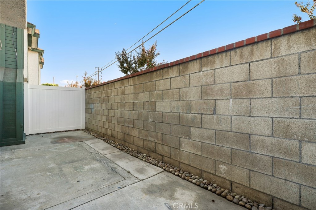 13522 Francisquito Avenue, Unit C Baldwin Park, CA 91706 - Photo 31 of 35 a bathroom with a shower
