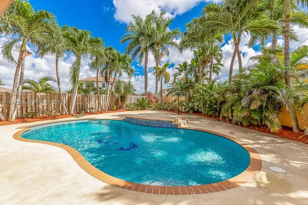 $4,750 | 15226 Southwest 29th Terrace, Miami, FL 33185