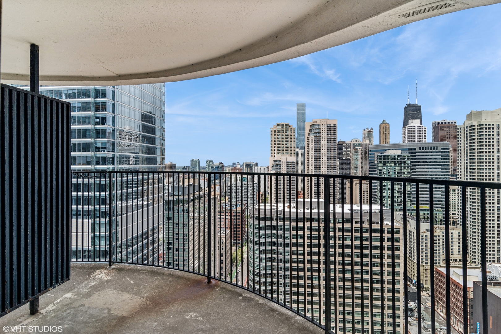 300 North State Street, Unit 3706 Chicago, IL 60654 - Photo 13 of 14