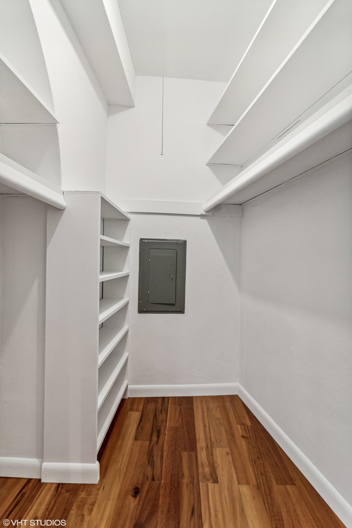 300 North State Street, Unit 3706 Chicago, IL 60654 - Photo 10 of 14