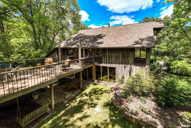 $725,000 | 310 Cross Creek Lane, Cobden, IL 62920