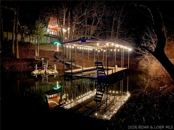 $310,000 | 31035 Glenna Drive, Rocky Mount, MO 65072