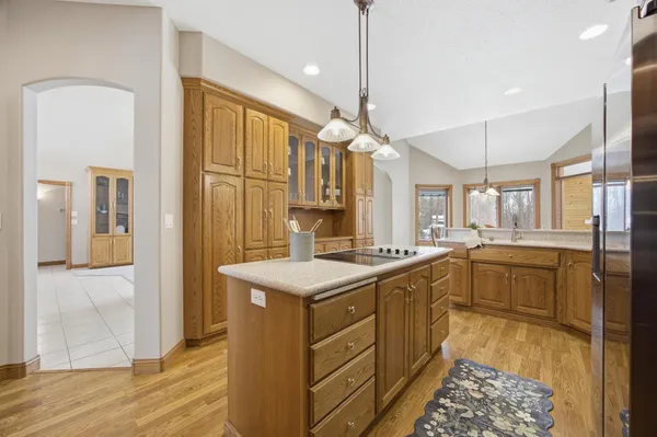$979,000 | 106 50th Avenue East, West Fargo, ND 58078