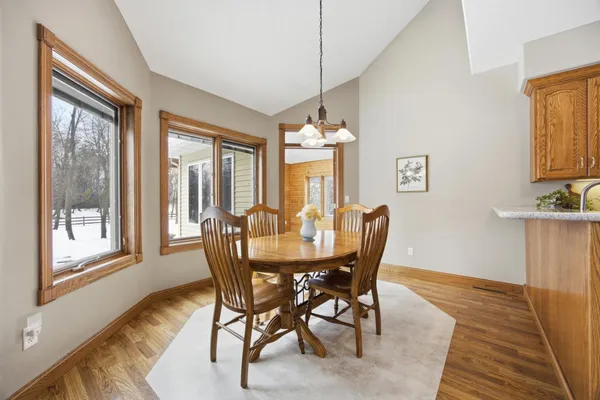 $979,000 | 106 50th Avenue East, West Fargo, ND 58078