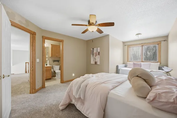 $979,000 | 106 50th Avenue East, West Fargo, ND 58078