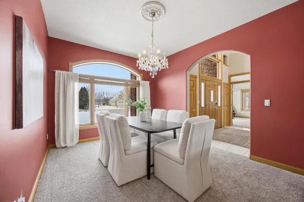 $979,000 | 106 50th Avenue East, West Fargo, ND 58078