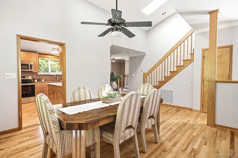 $775,000 | 946 Barberry Road, Yorktown Heights, NY 10598