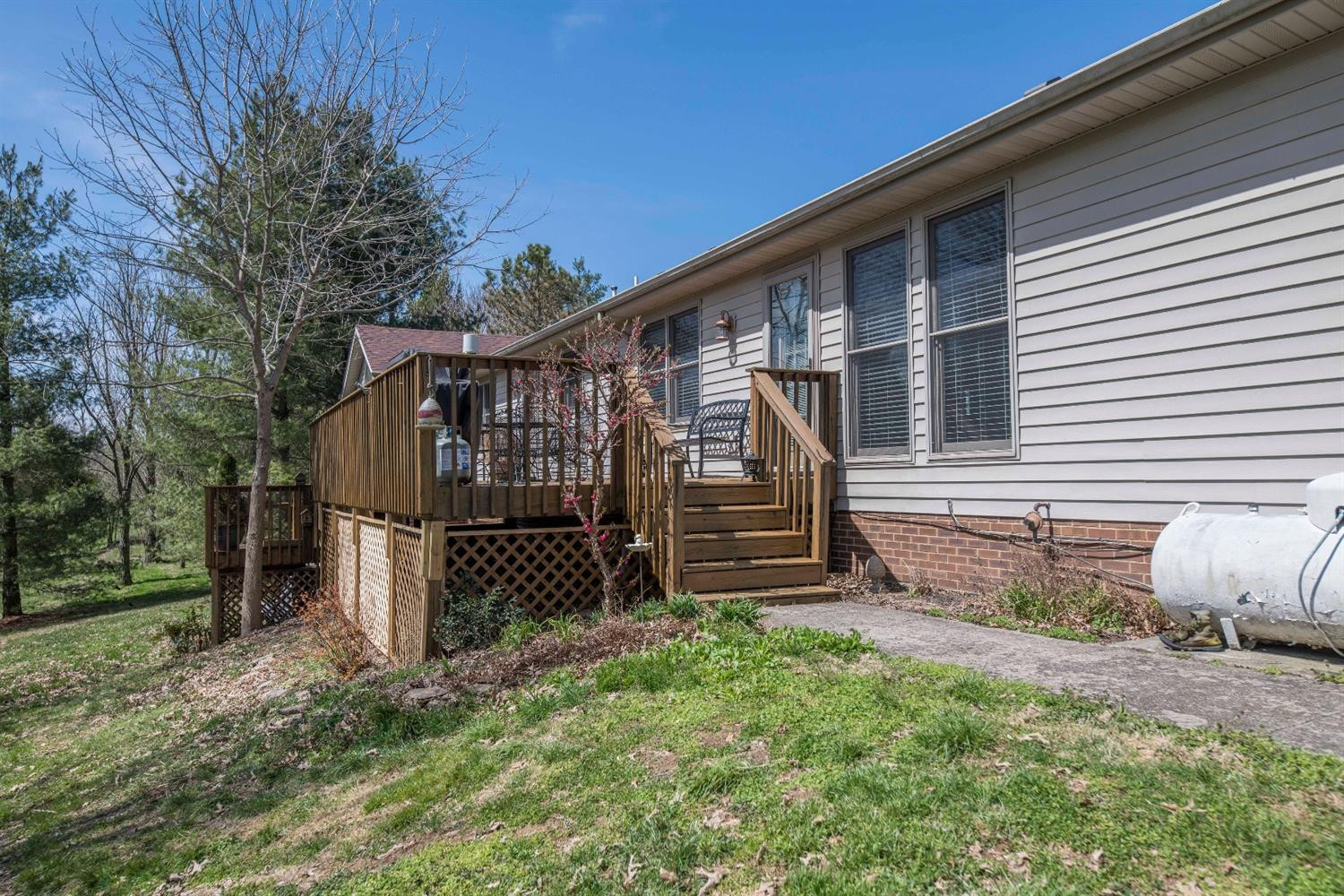 2429 Goshen Road Winchester, KY 40391 - Photo 43 of 62 Listing Photo