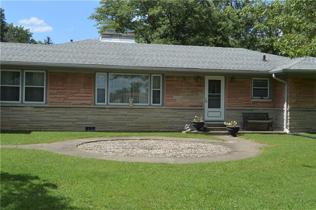 1546 South Hunter Road Indianapolis, IN 46239 - Photo 3 of 48 Gallery Image 3