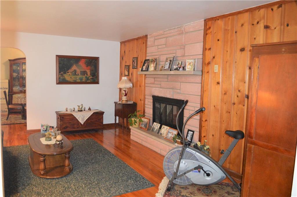 1546 South Hunter Road Indianapolis, IN 46239 - Photo 8 of 48 Gallery Image 8