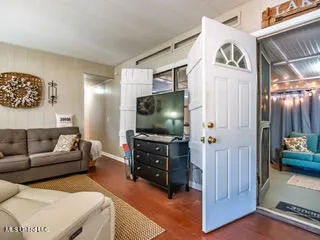 $115,000 | 352 Coles Point Road, Batesville, MS 38606