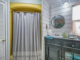 $115,000 | 352 Coles Point Road, Batesville, MS 38606