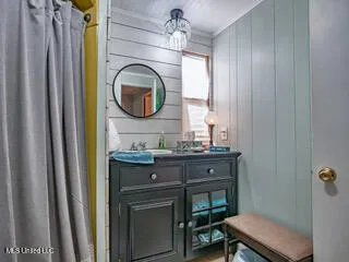 $115,000 | 352 Coles Point Road, Batesville, MS 38606