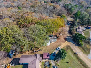 $115,000 | 352 Coles Point Road, Batesville, MS 38606