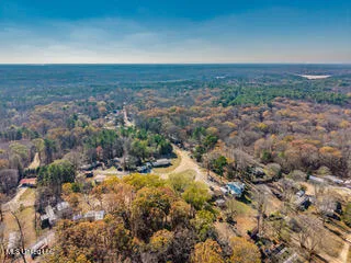 $115,000 | 352 Coles Point Road, Batesville, MS 38606