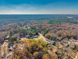 352 Coles Point Road Batesville, MS 38606 - Photo 8 of 53 352 Coles Point Rd Batesville MS_2025-12