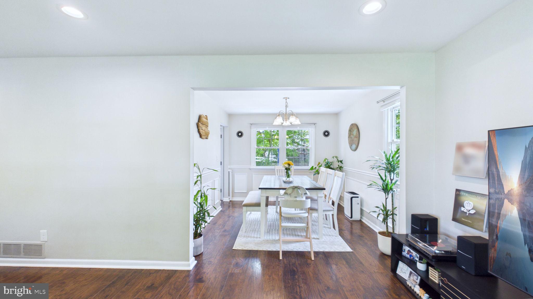 27 Rockland Road Ewing, NJ 08638 - Photo 6 of 39