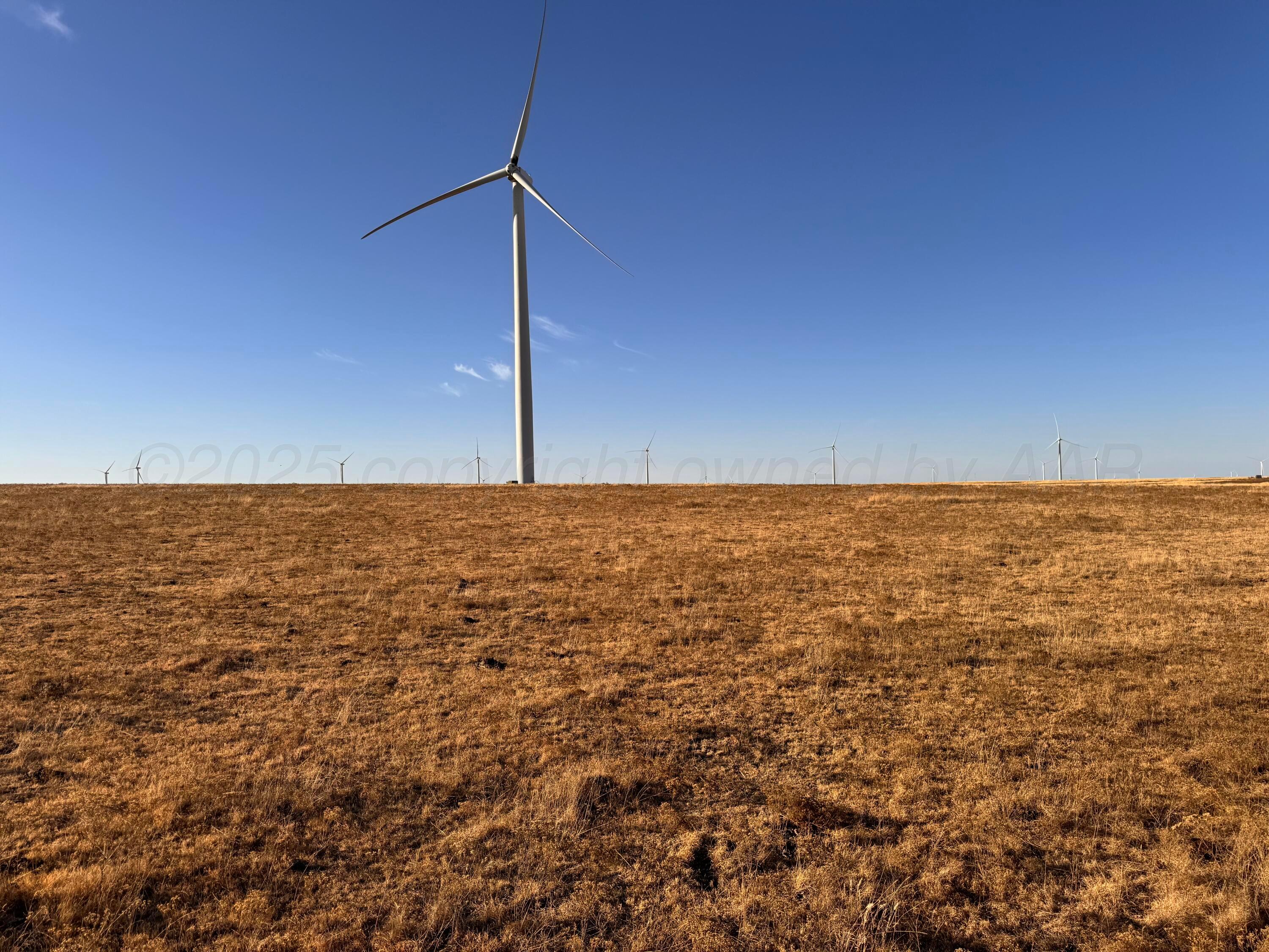 0 South Loop Road Miami, TX 79059 - Photo 31 of 33 a view of a room with an ocean view