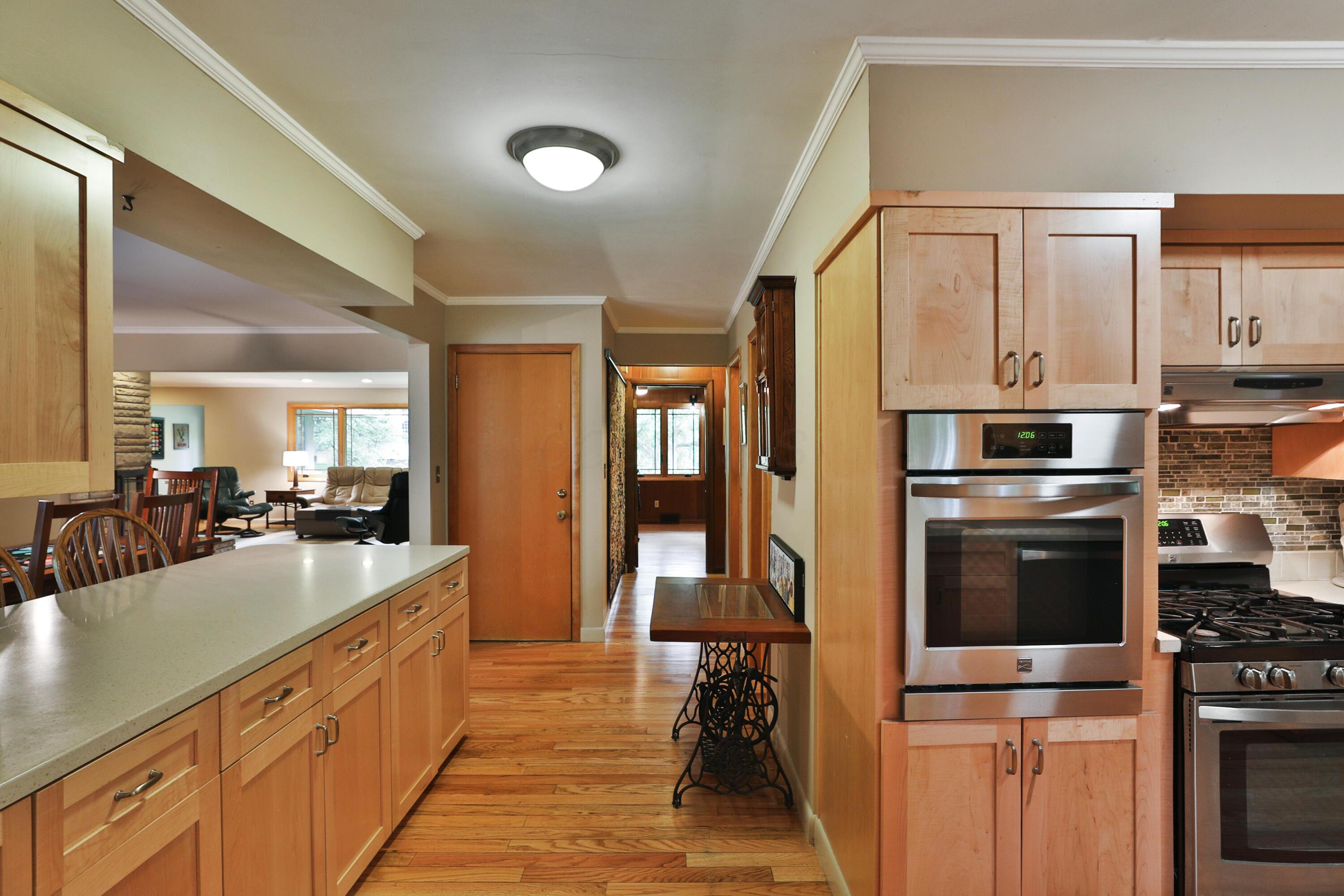 280 Croswell Road Columbus, OH 43214 - Photo 20 of 68 280-Croswell-20