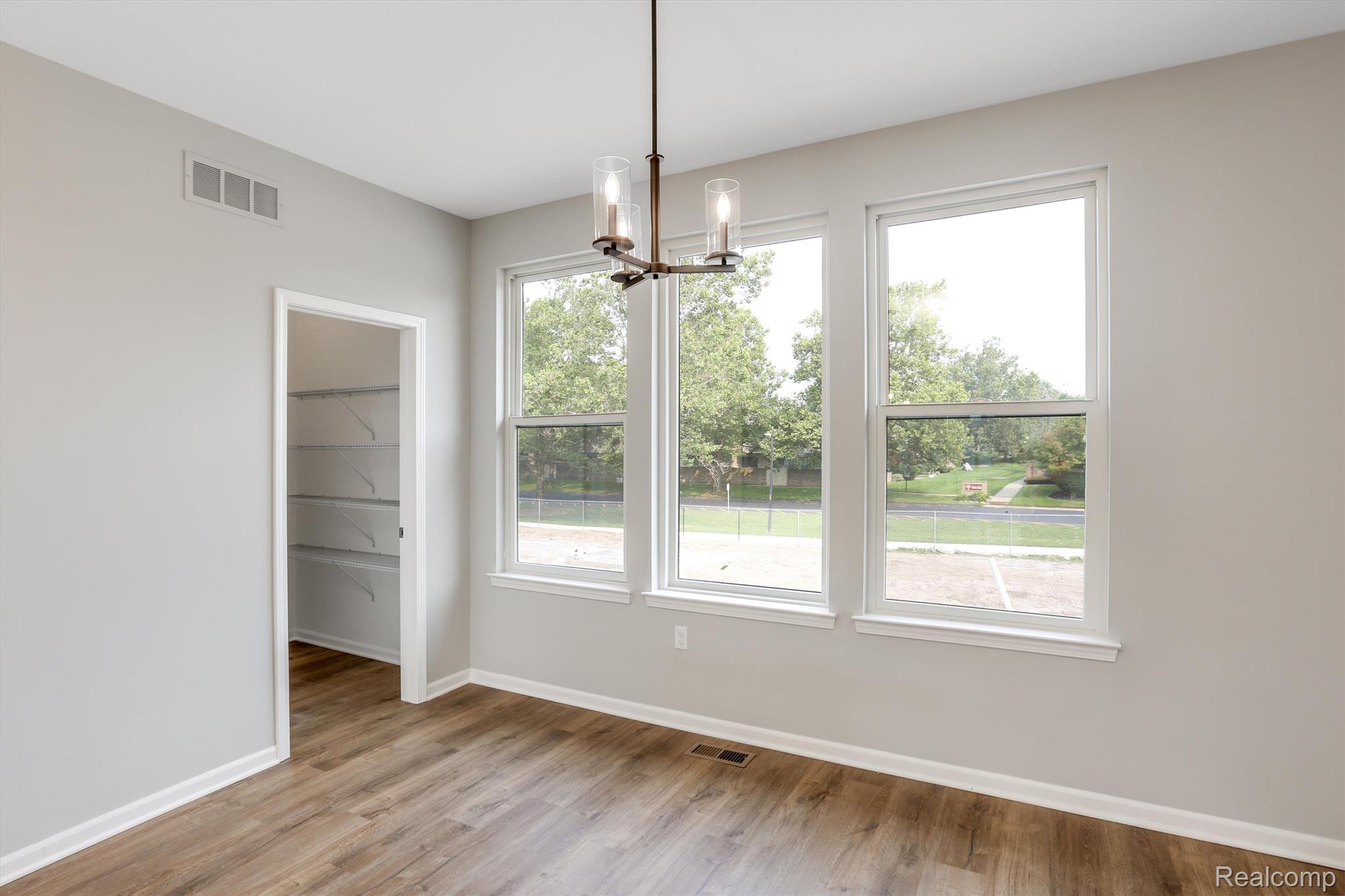 1092 Hampton Circle, Unit 57 Detroit, MI 48207 - Photo 53 of 83 Gallery Image 53