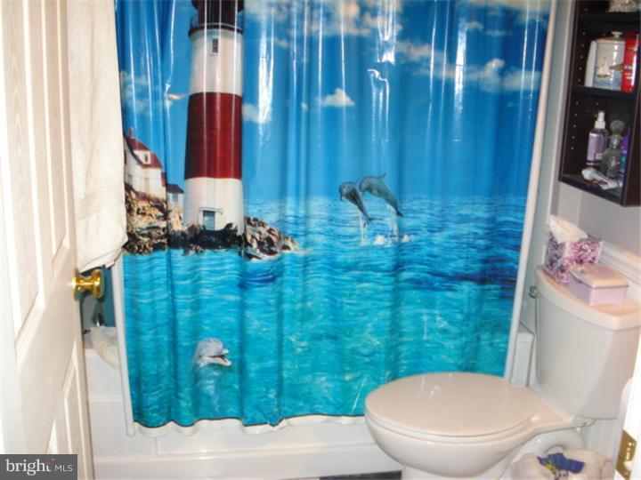 249 Almonesson Road Blackwood, NJ 08012 - Photo 13 of 22 Bathroom