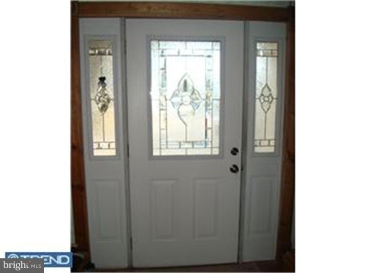 249 Almonesson Road Blackwood, NJ 08012 - Photo 6 of 22 Foyer