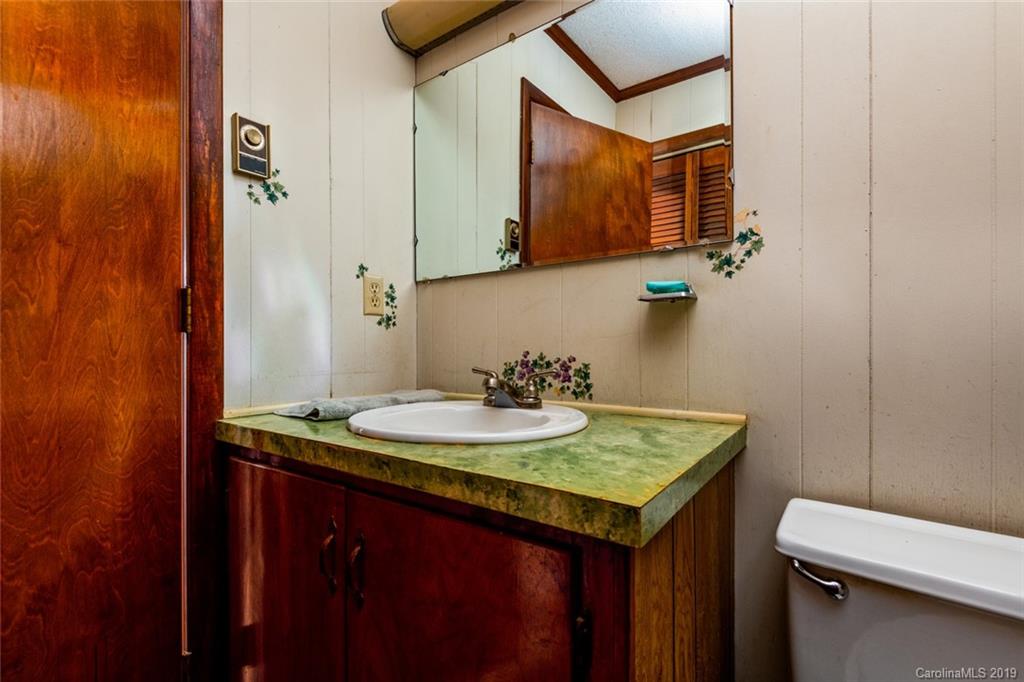 5450 Springs Road Conover, NC 28613 - Photo 10 of 17 Gallery Image 10