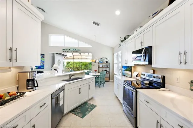 $1,145,000 | 8895 Ventura Way, Naples, FL 34109