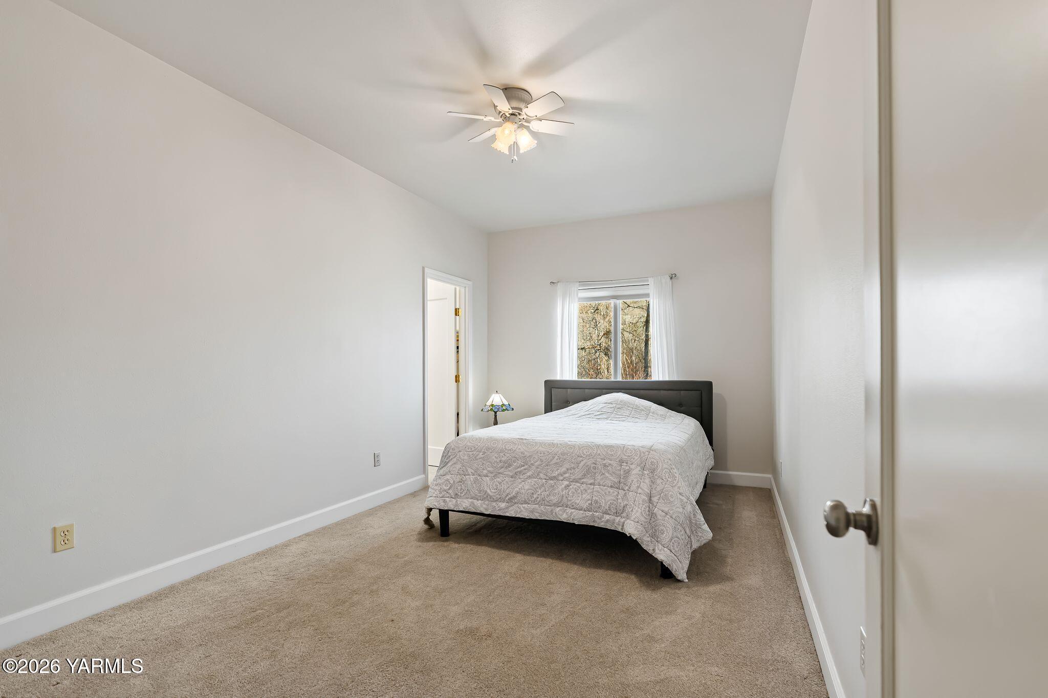 1575 Nile Road Naches, WA 98937 - Photo 22 of 51 Bedroom