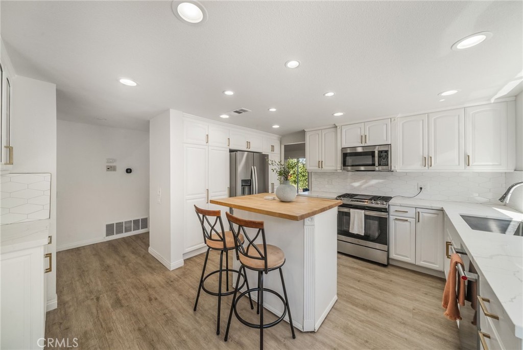 22112 Comanche Road Lake Forest, CA 92630 - Photo 14 of 41