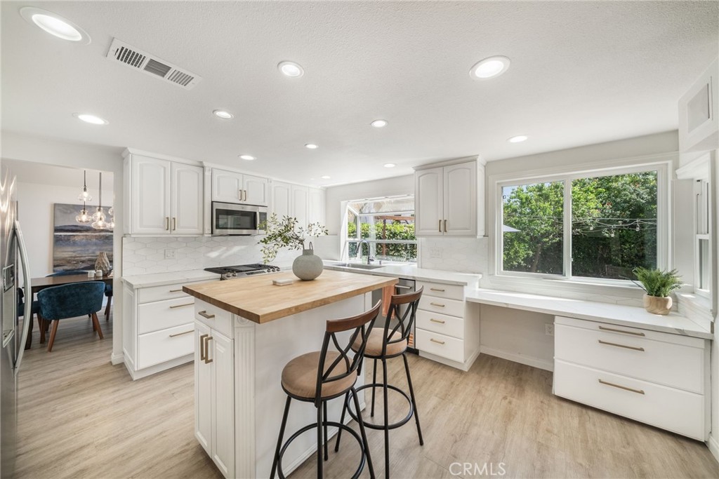 22112 Comanche Road Lake Forest, CA 92630 - Photo 15 of 41