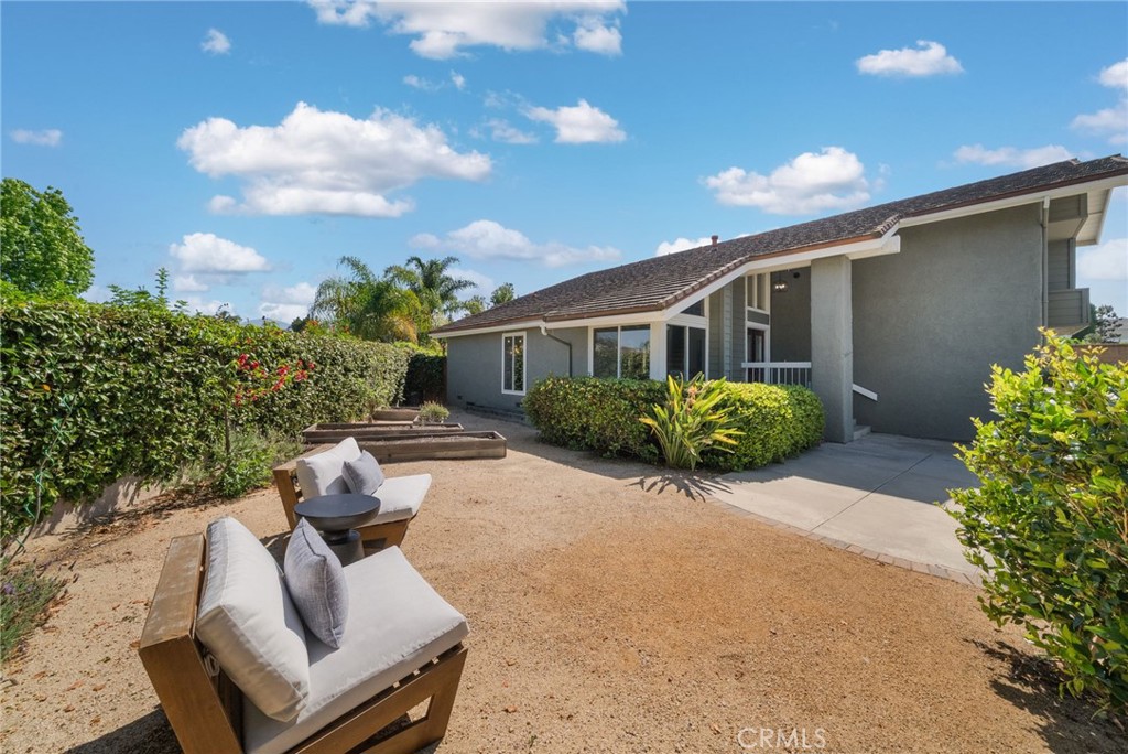 22112 Comanche Road Lake Forest, CA 92630 - Photo 4 of 41