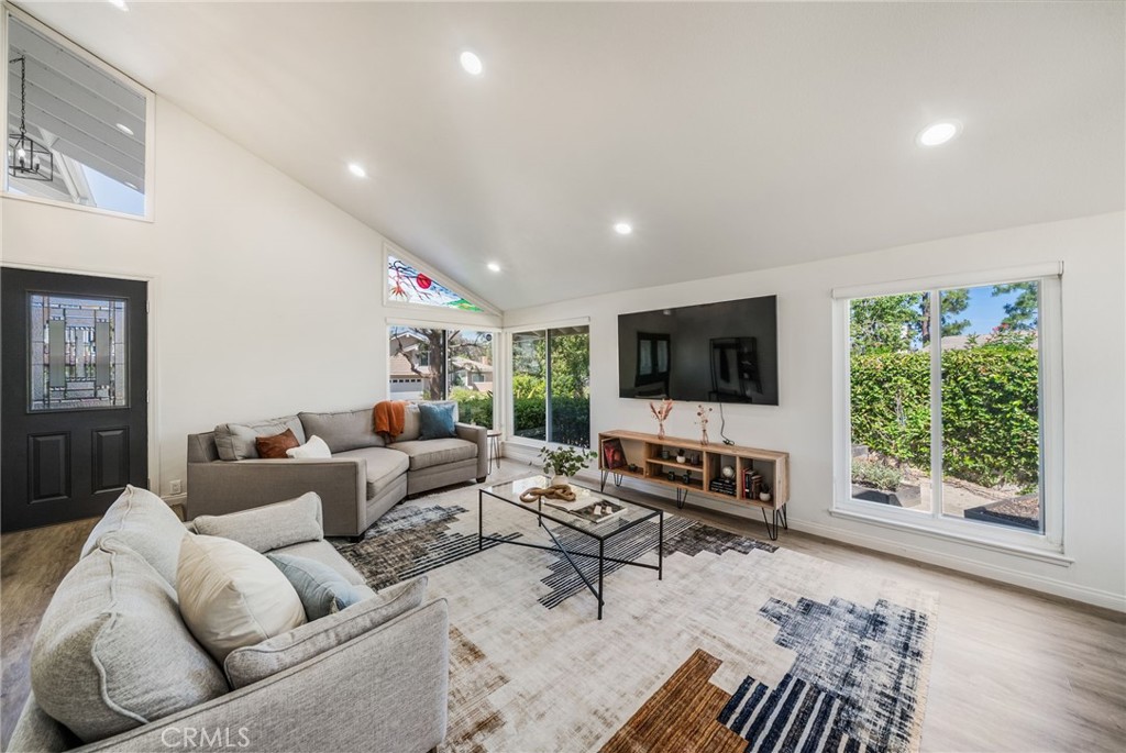 22112 Comanche Road Lake Forest, CA 92630 - Photo 9 of 41