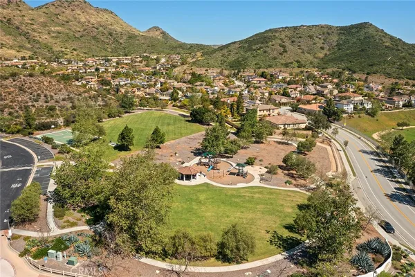 $799,000 | 234 Via Antonio, Newbury Park, CA 91320