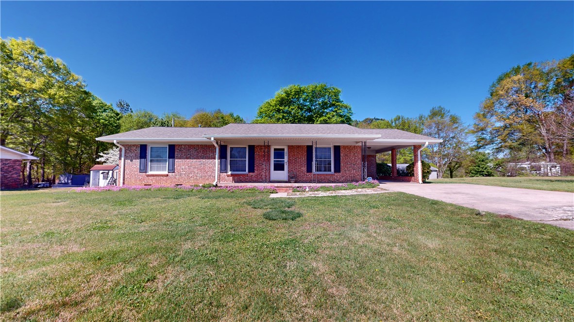 102 Torrington Road Walhalla, SC 29691 - Photo 2 of 25 Gallery Image 2