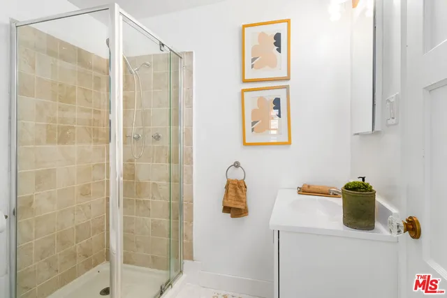 $1,399,000 | 3340 Cardiff Avenue, Los Angeles, CA 90034