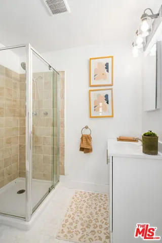 $1,399,000 | 3340 Cardiff Avenue, Los Angeles, CA 90034