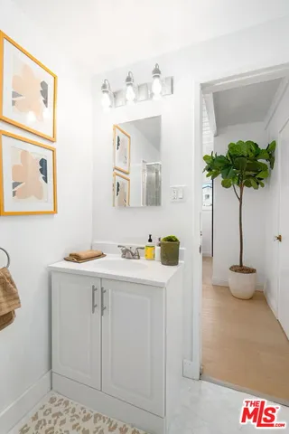 $1,399,000 | 3340 Cardiff Avenue, Los Angeles, CA 90034